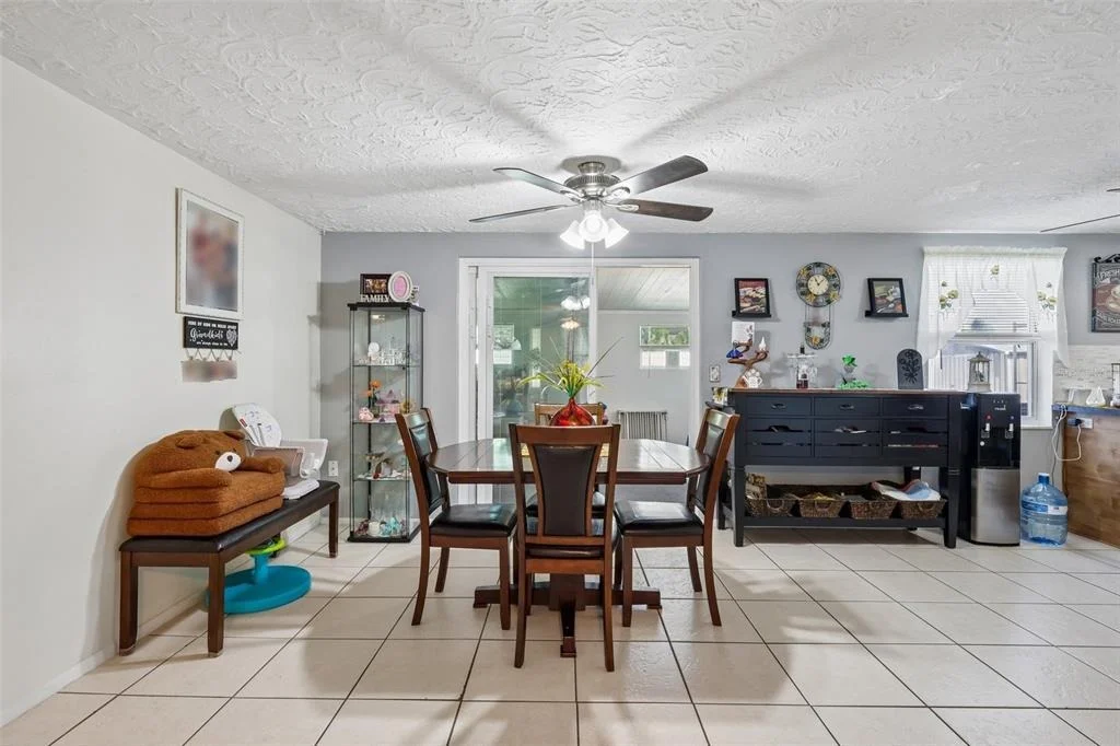 Photo of 2049 MAUREEN DRIVE