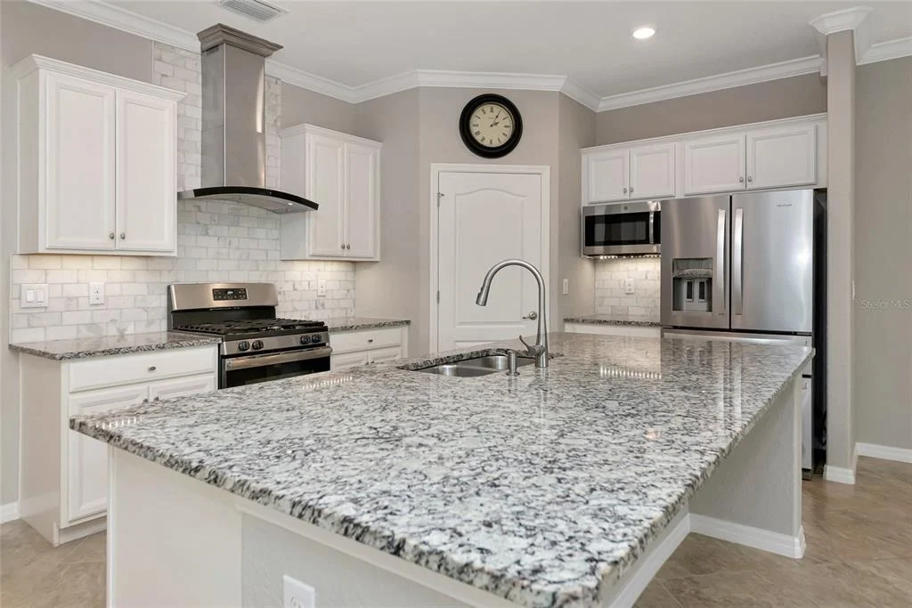 Photo of 10202 MARBELLA DRIVE