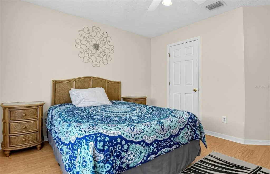 Photo of 43 KARAS TRAIL