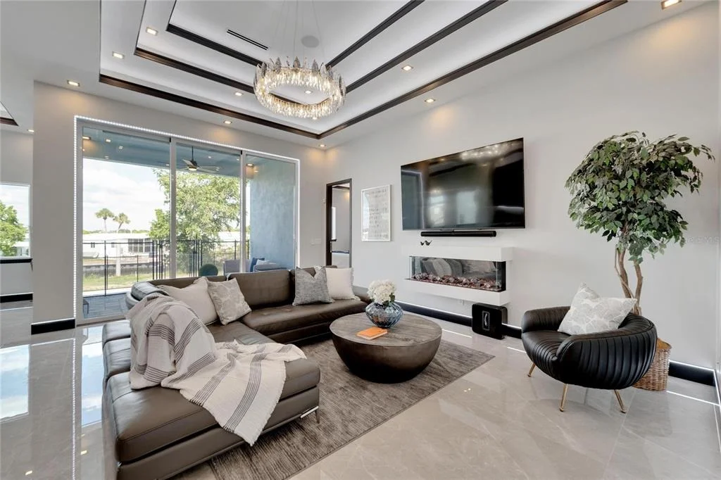 Photo of 6542 SIMONE SHORES CIRCLE