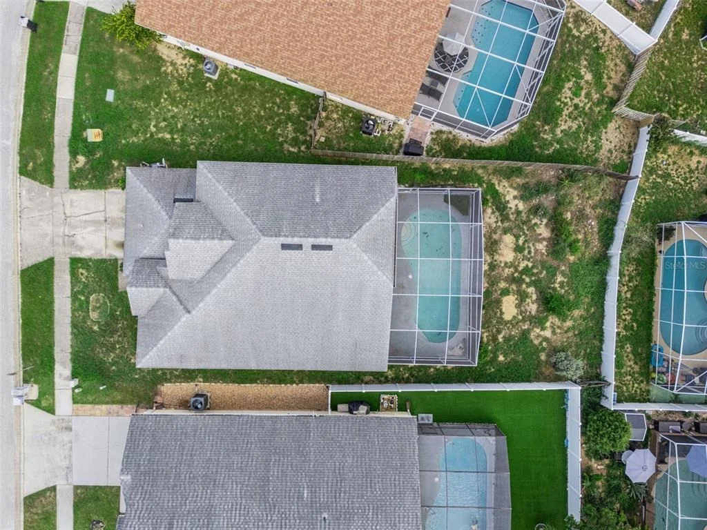Photo of 523 ROCHESTER LOOP