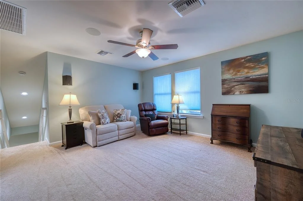 Photo of 17044 KENTON TERRACE