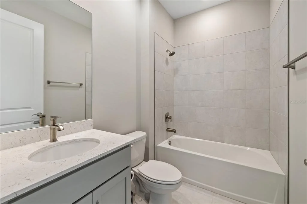 Photo of 17740 SHADE TREE LOOP