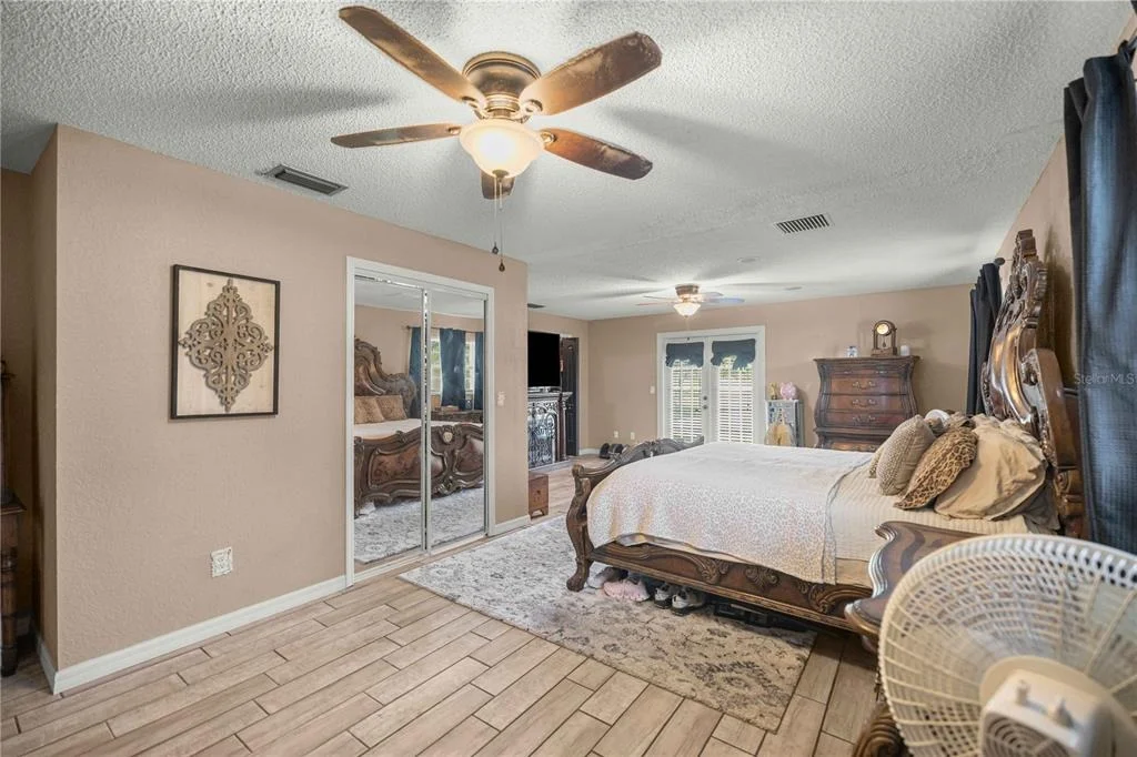 Photo of 1166 SE 44TH AVENUE