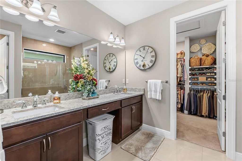 Photo of 4925 SURFSIDE CIRCLE