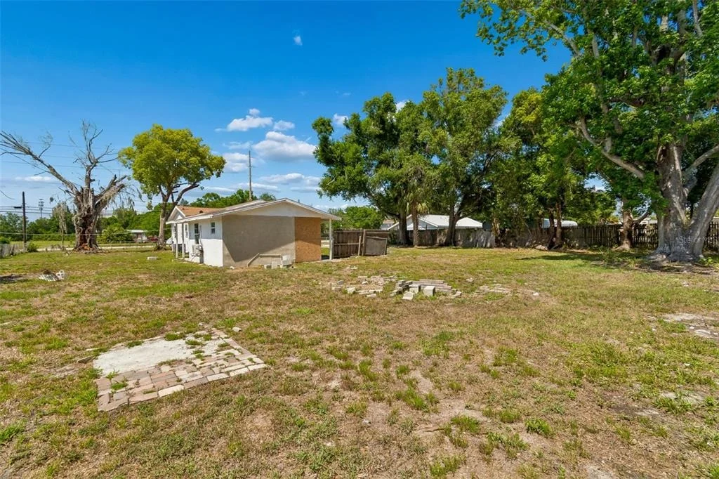 Photo of 1611 E SHELL POINT ROAD