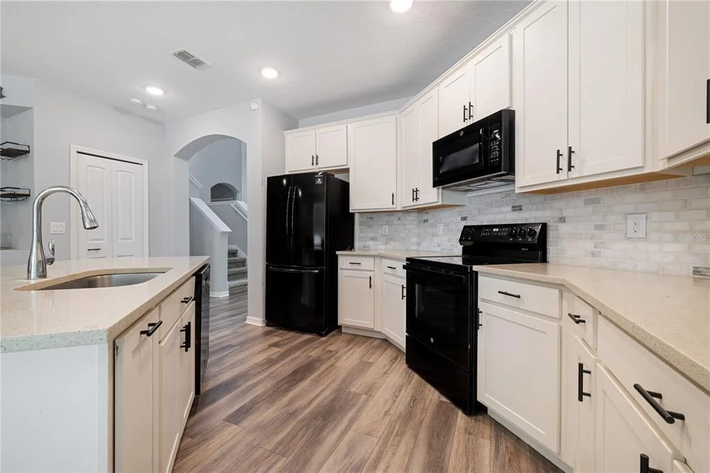 Photo of 16720 MOONER PLANK CIRCLE