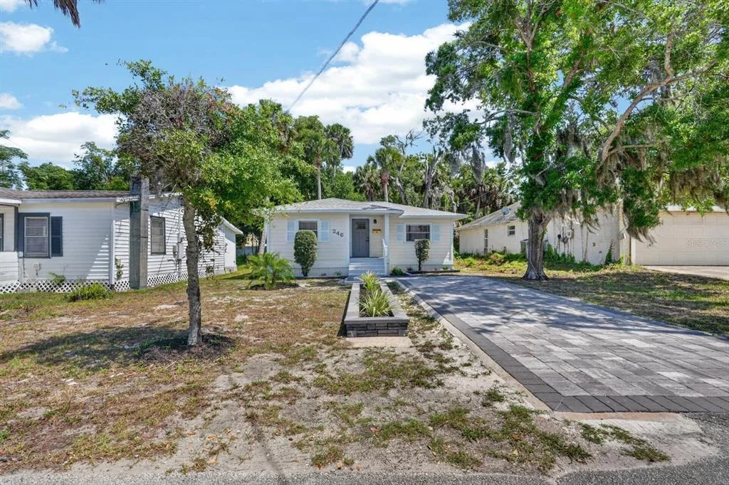 Photo of 246 WILLOW PLACE