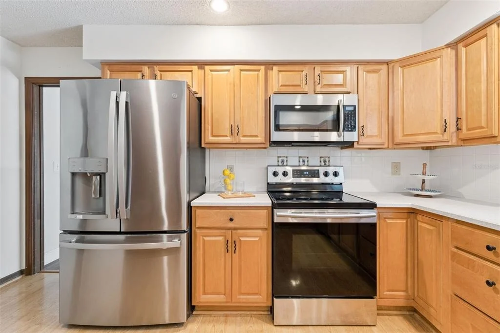 Photo of 211 HICKORY DRIVE