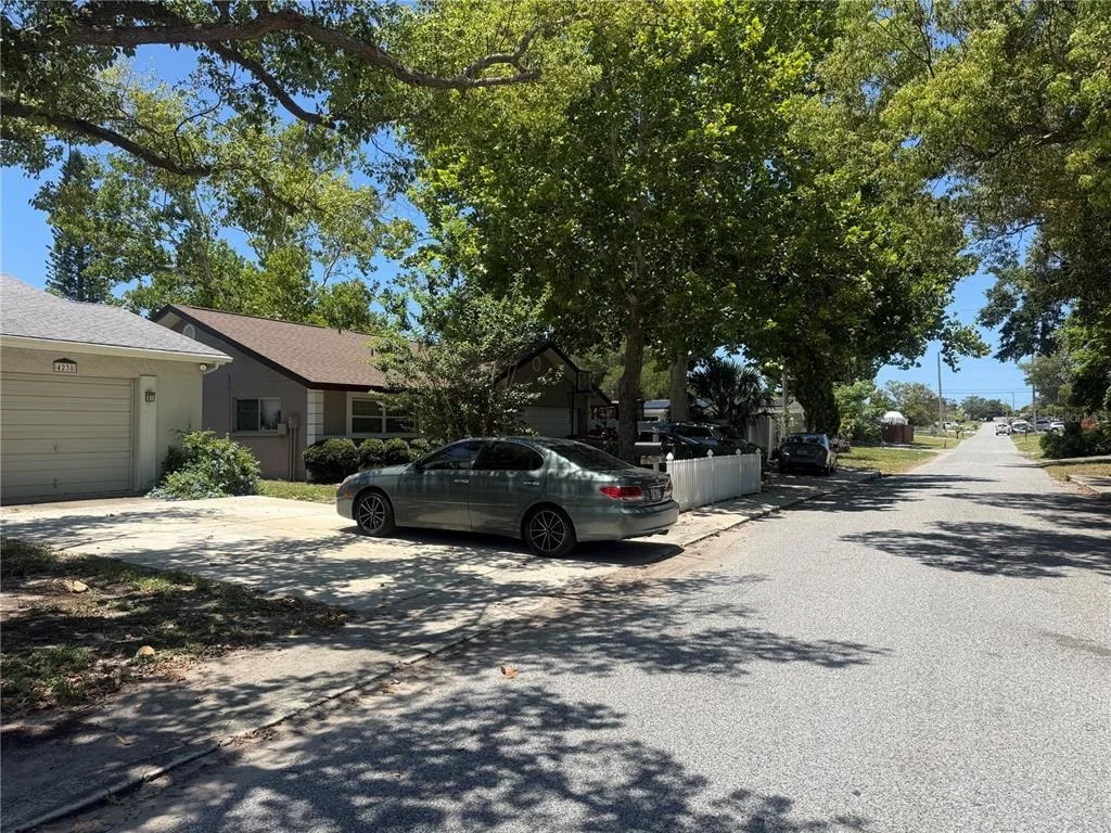 Photo of 4238 PINEFIELD AVENUE