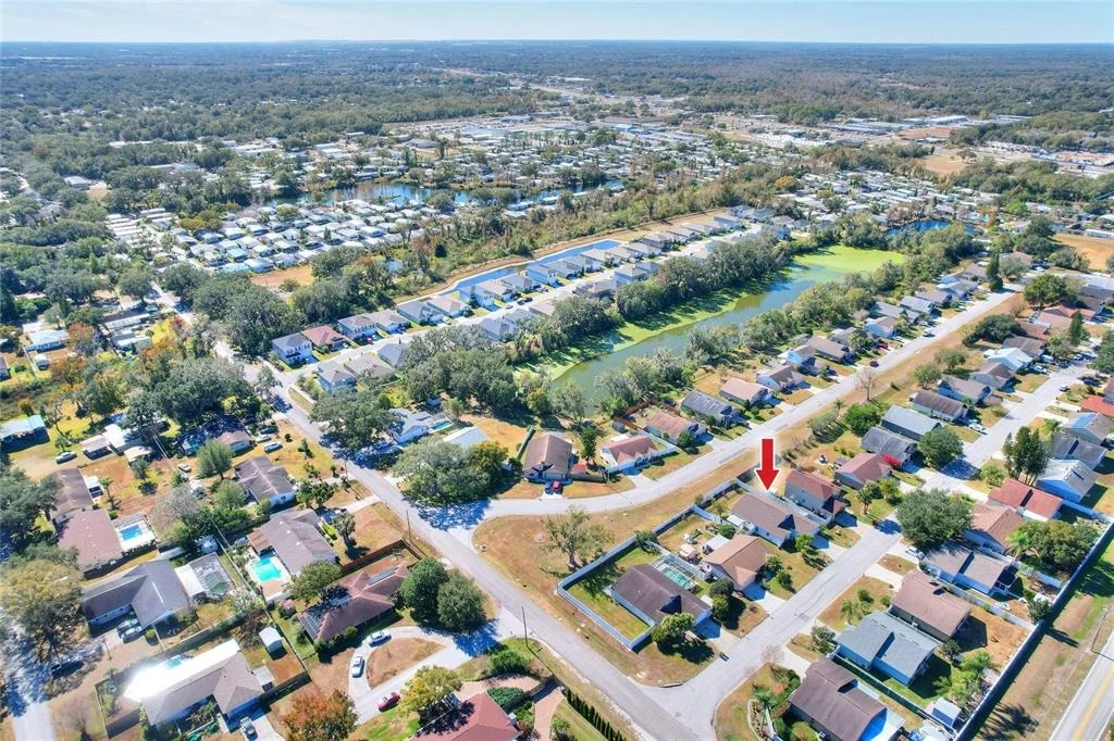 Photo of 412 EMERALD COVE LOOP