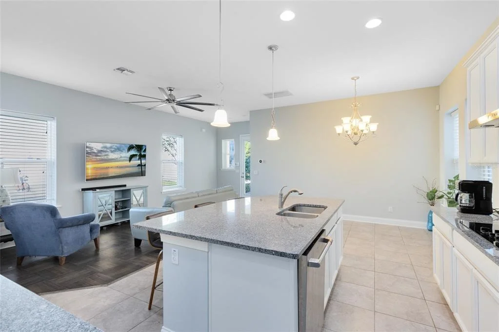 Photo of 7749 LAUREATE BOULEVARD