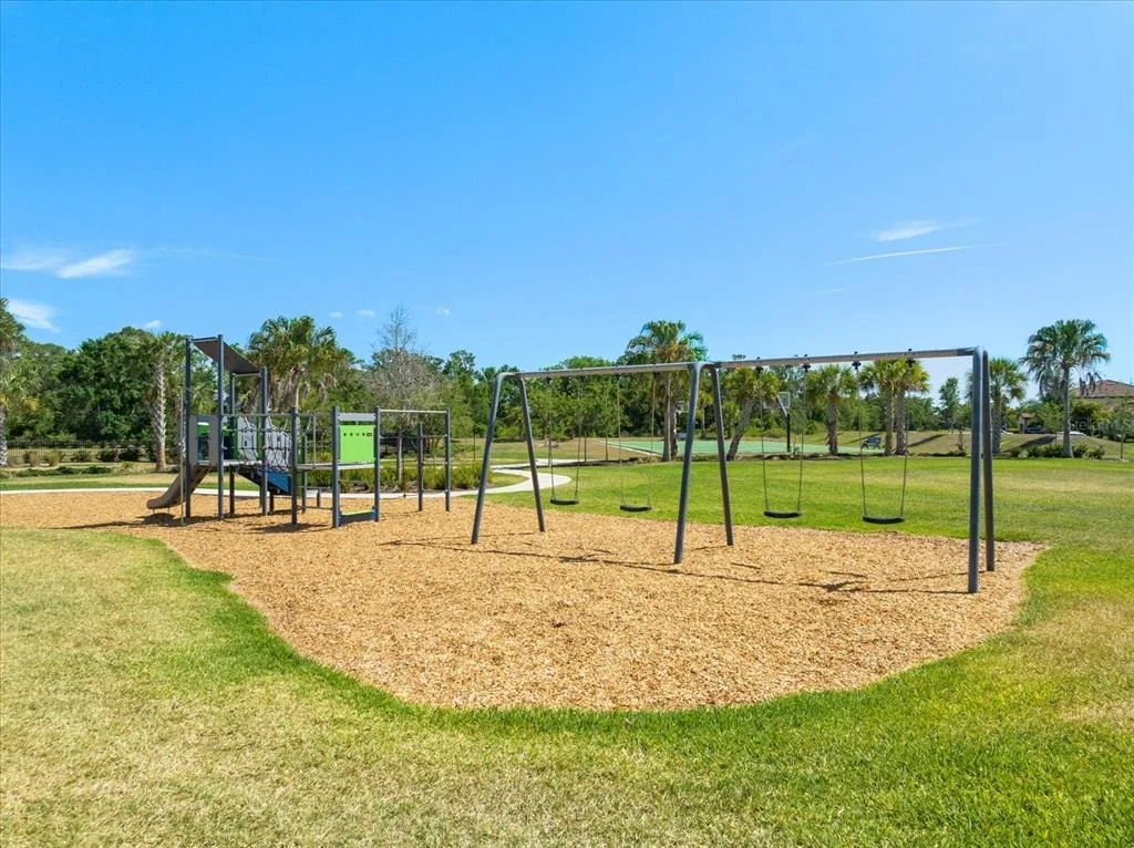 Photo of 13832 GREEN HAMMOCK PLACE