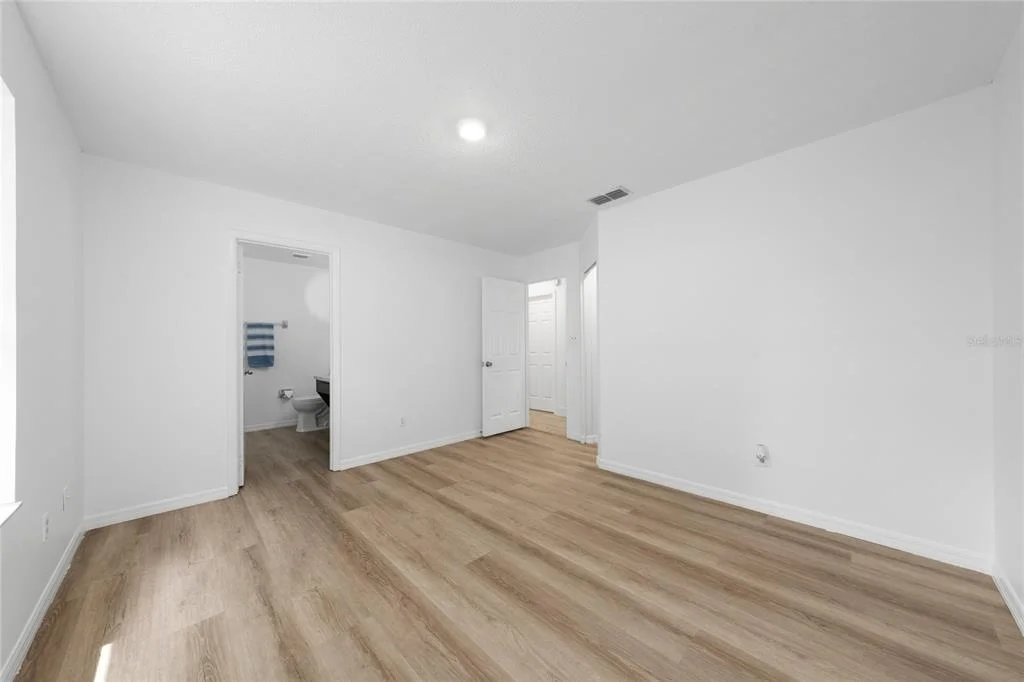 Photo of 401 HAGER DRIVE