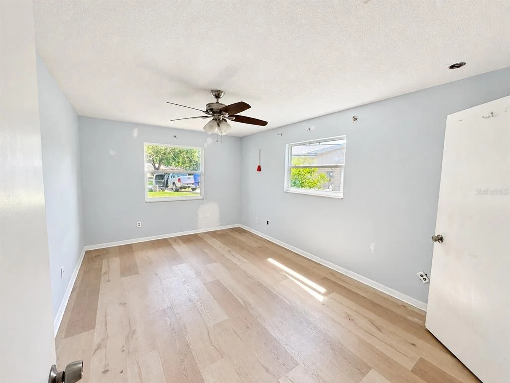 Photo of 2076 BUTTERNUT CIRCLE W