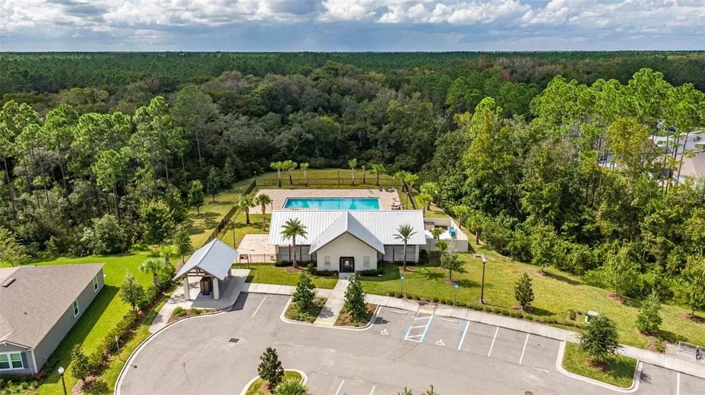 Photo of 123 OAKLEAF WAY