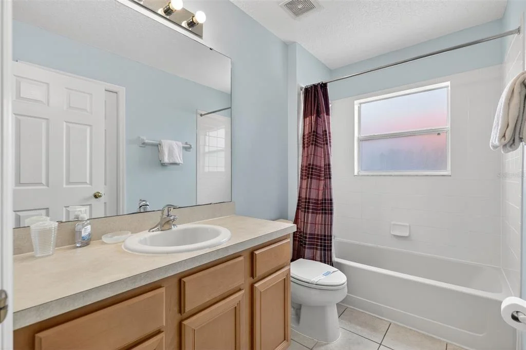 Photo of 928 SOLANA CIRCLE