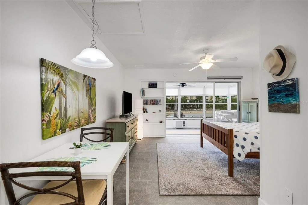 Photo of 531 GRANADA AVENUE