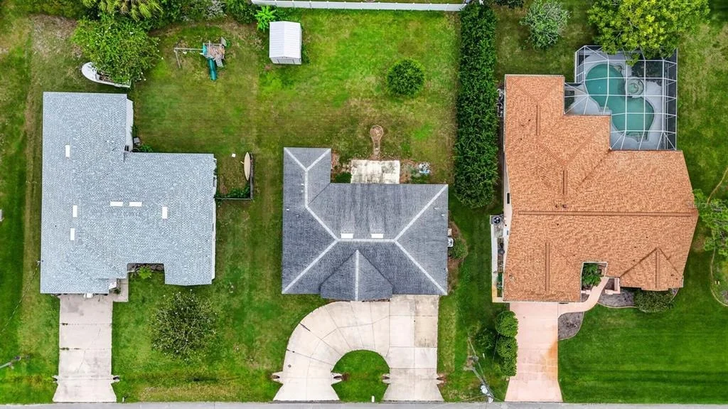 Photo of 6 BROWNSTONE LANE