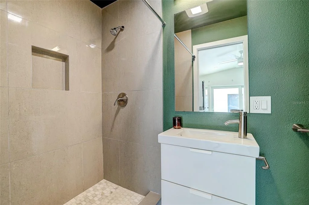 Photo of 2121 PALM TERRACE