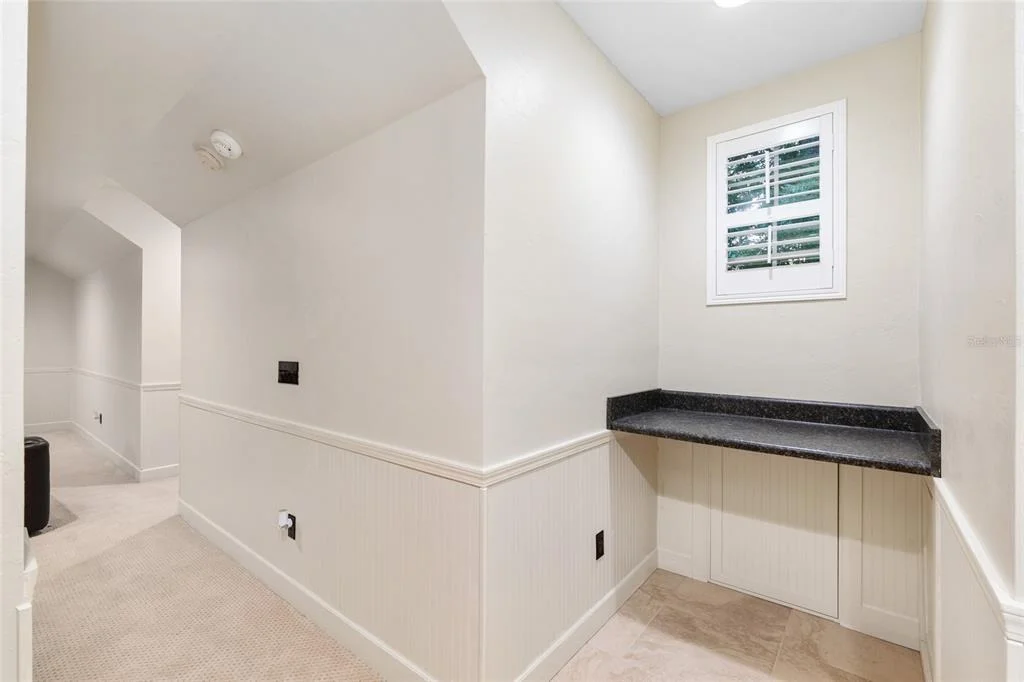 Photo of 2512 NW 58TH BOULEVARD