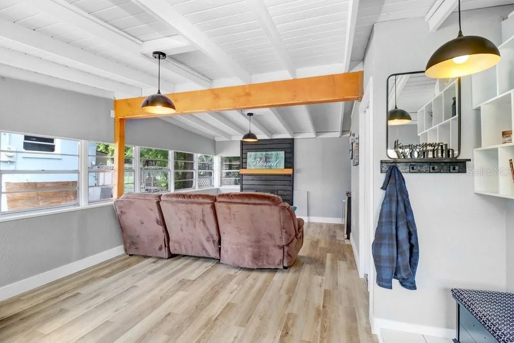Photo of 124 EDGEWATER DRIVE