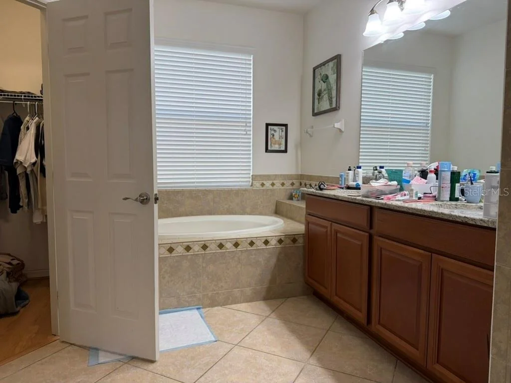 Photo of 8606 DEEP MAPLE DRIVE