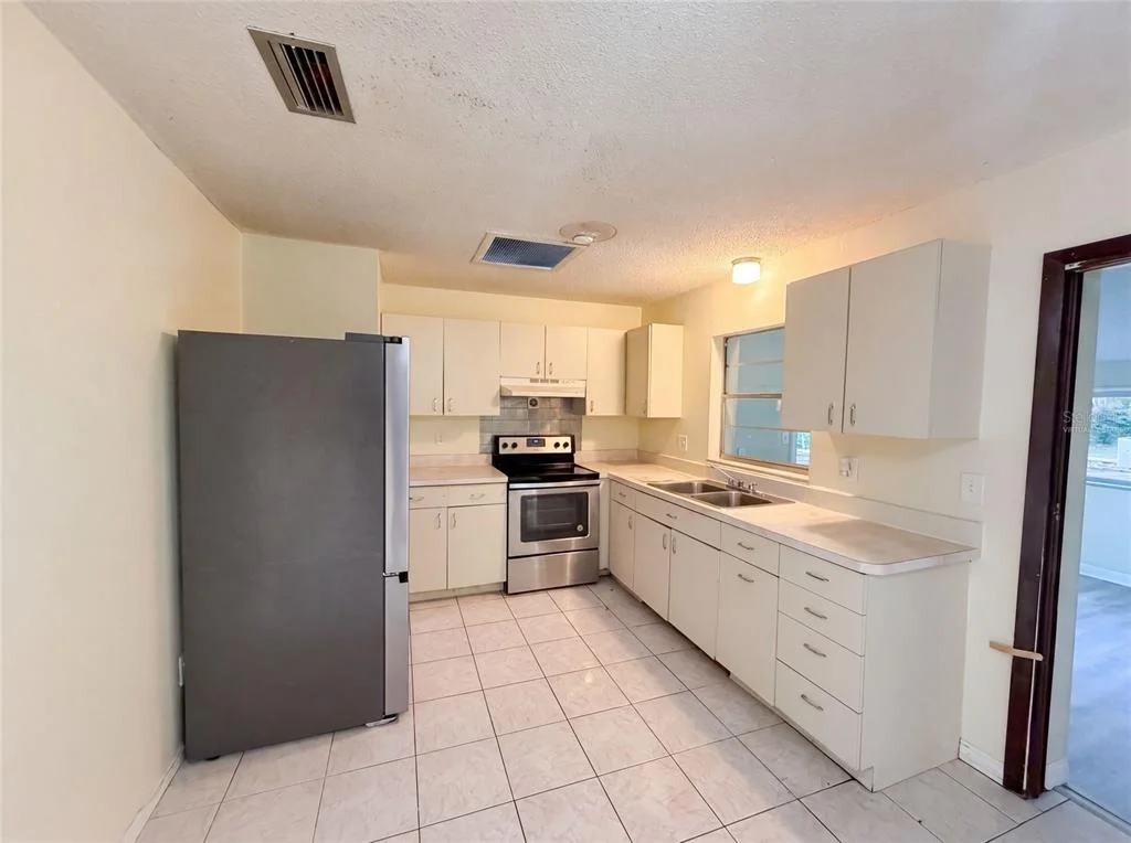 Photo of 722 VIRGINIA LANE
