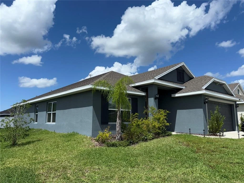 Photo of 14921 TROPICAL VIOLET WAY