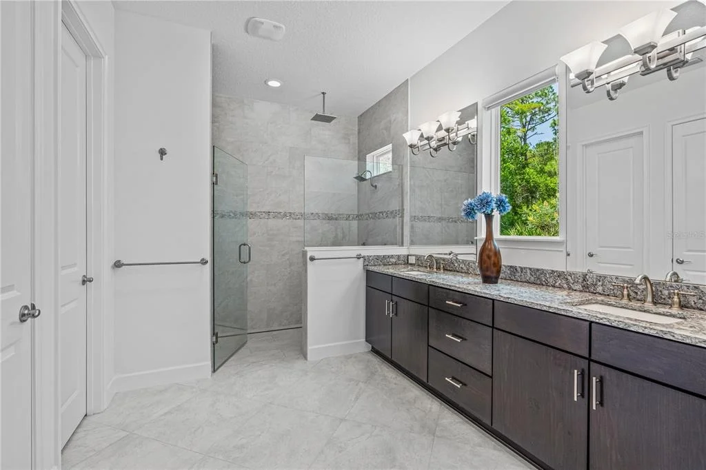 Photo of 214 ASHWOOD COURT
