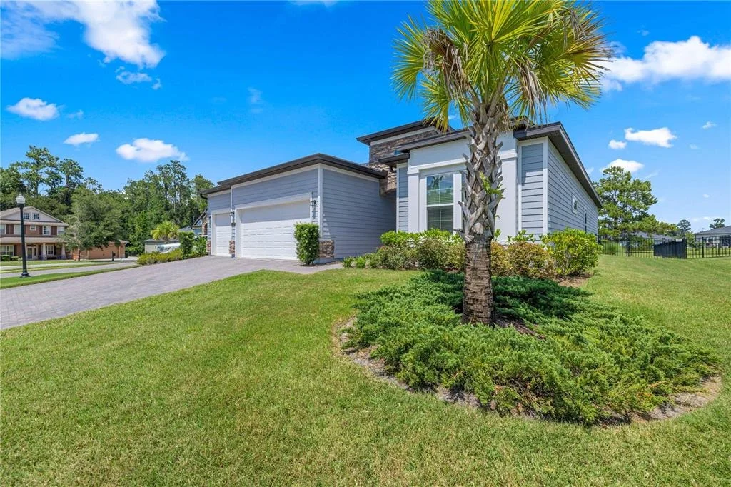 Photo of 4227 SE 11TH AVENUE