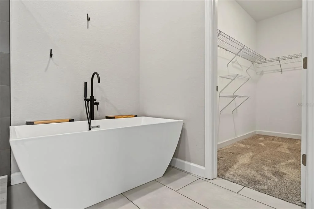 Photo of 261 TAFT DRIVE