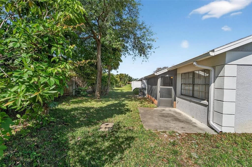 Photo of 2369 BEVERLY DRIVE