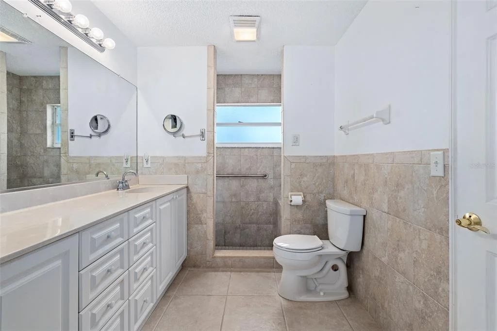 Photo of 5902 KENDREW DRIVE