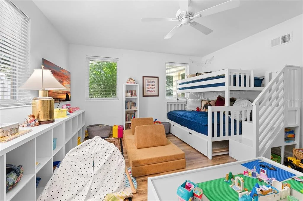 Photo of 1722 NORTH DRIVE