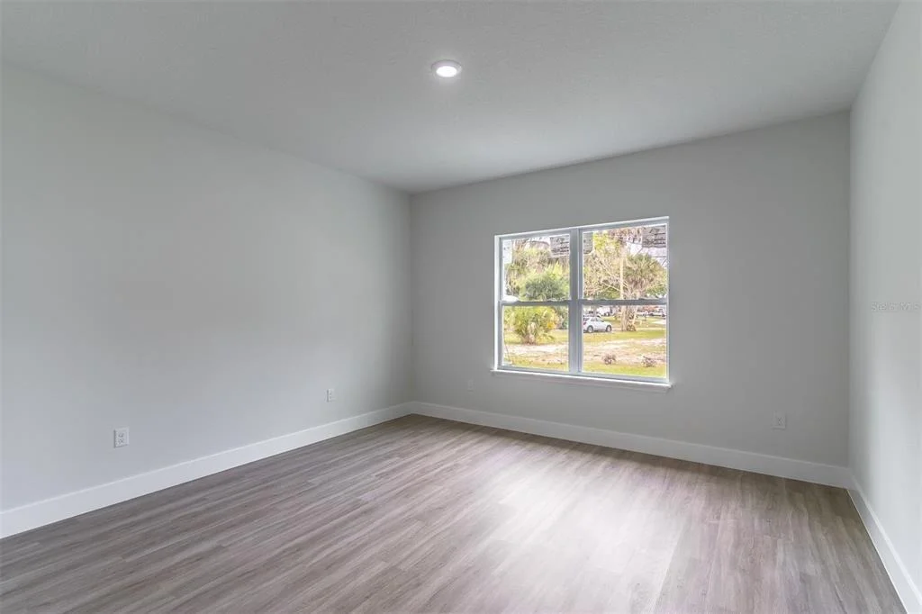 Photo of 983 PACE DRIVE NW