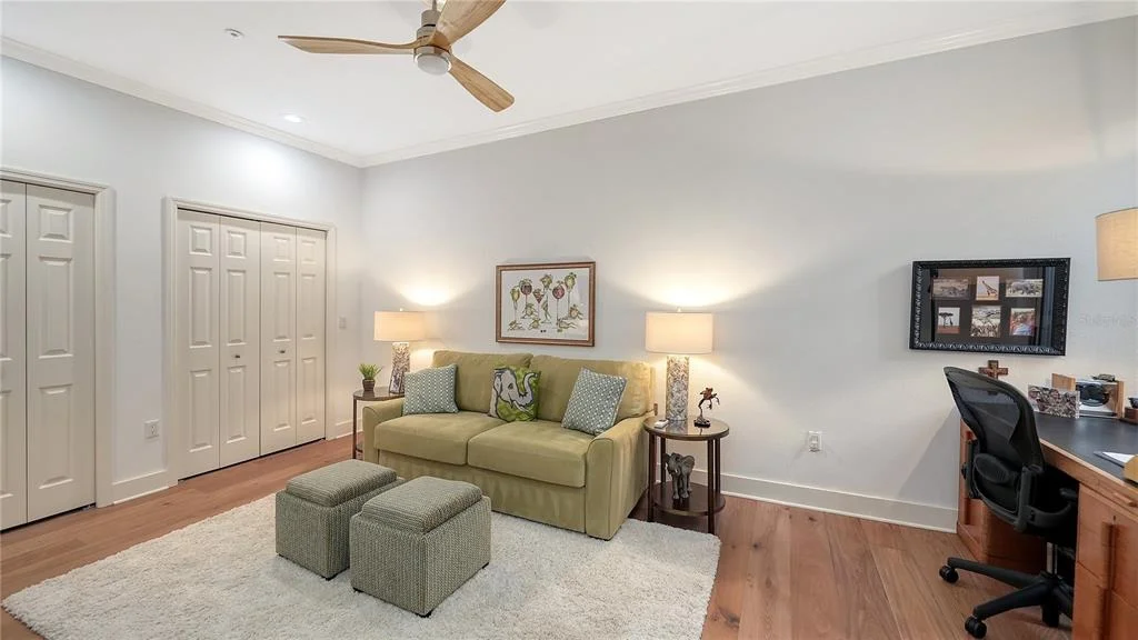 Photo of 3530 MISTLETOE LANE