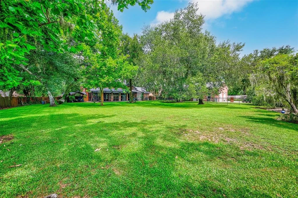 Photo of 807 CENTERBROOK DRIVE