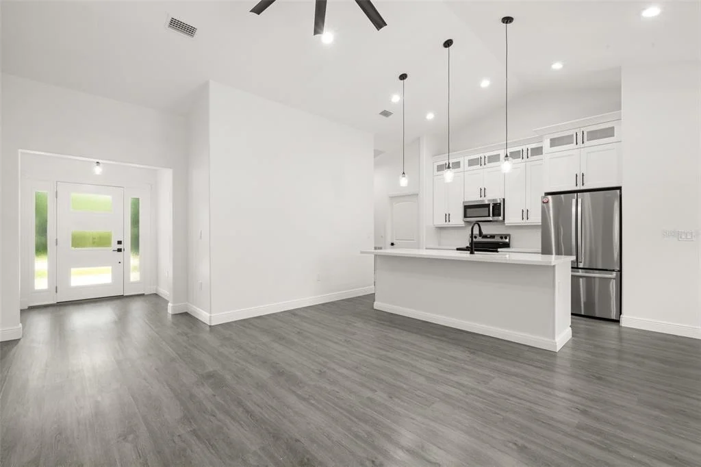 Photo of 3921 DAUPHINE STREET