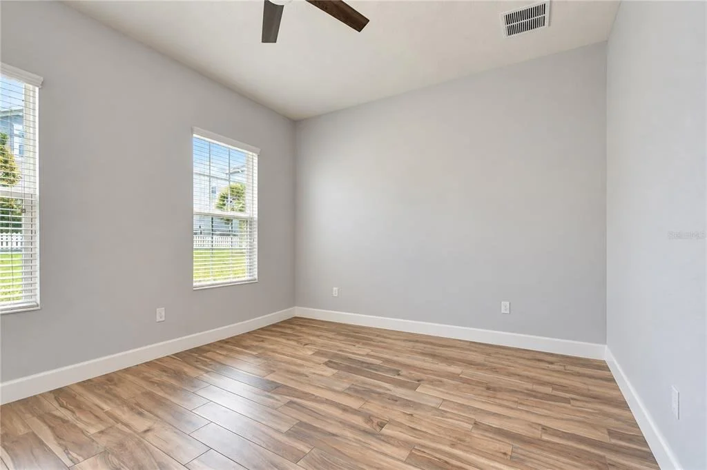 Photo of 11103 GREAT NECK ROAD