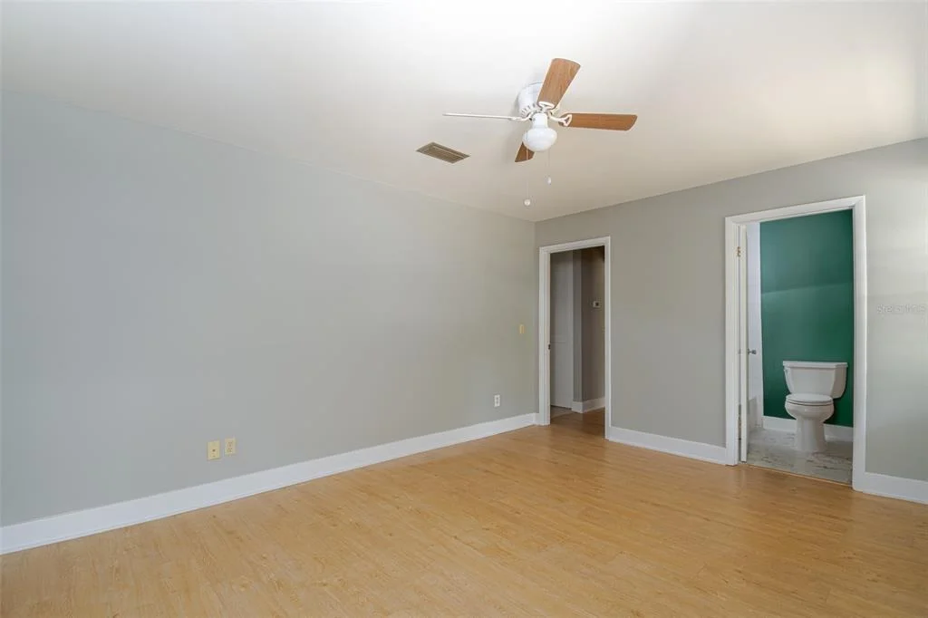 Photo of 703 NE 6TH PLACE