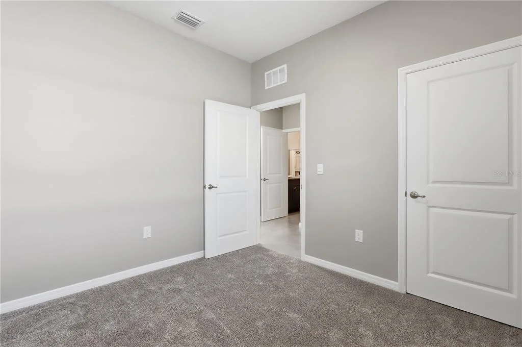 Photo of 5541 NW 40TH LOOP