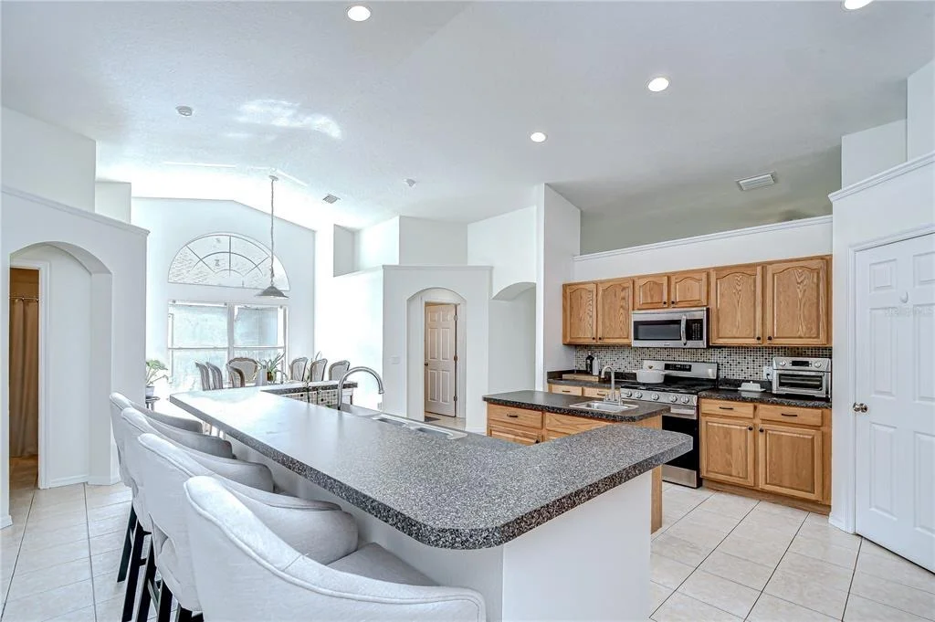 Photo of 7107 COLONIAL LAKE DR