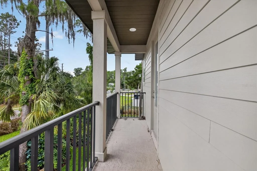 Photo of 1208 SUNSET LANE
