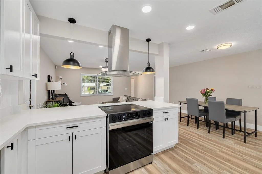 Photo of 1819 WEST DRIVE