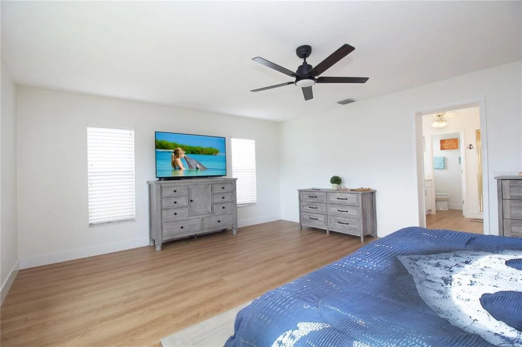 Photo of 318 CIRCLE DRIVE