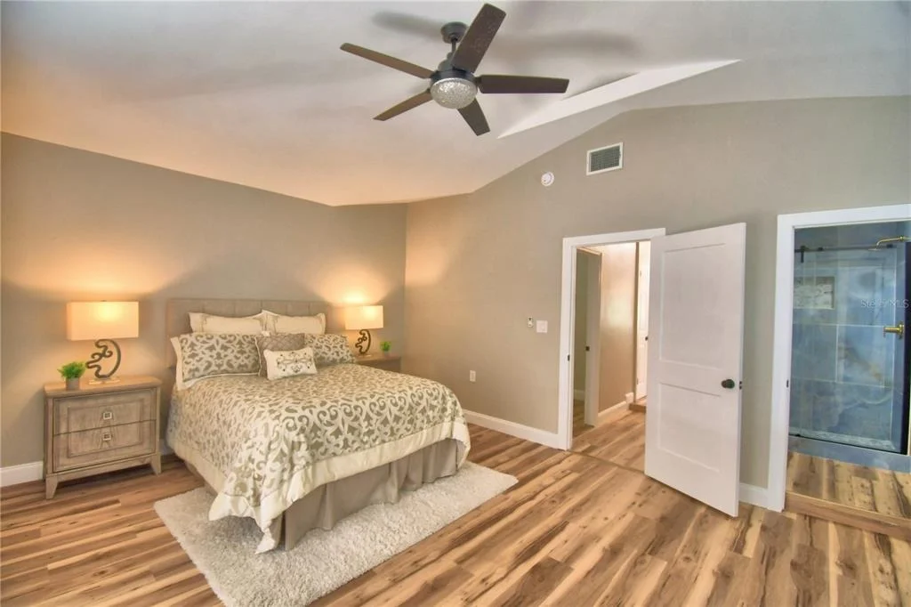 Photo of 3553 CENTER CIRCLE