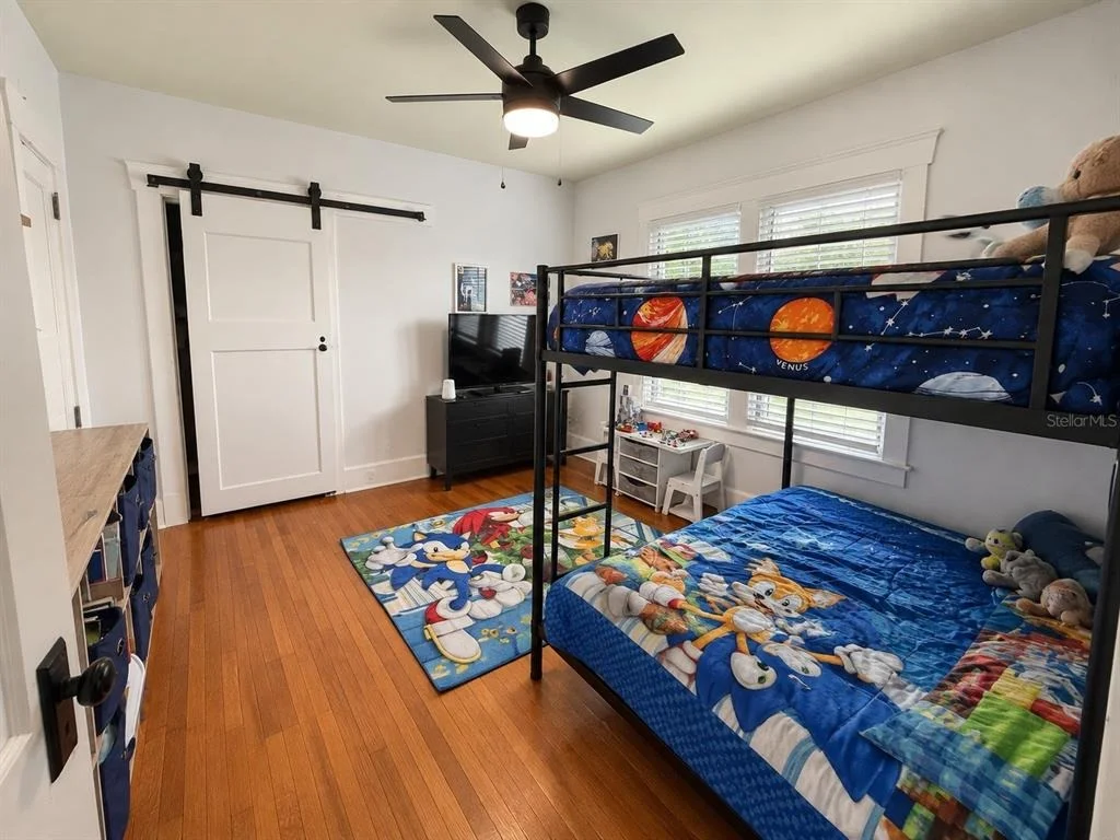 Photo of 712 BAFFIE AVENUE