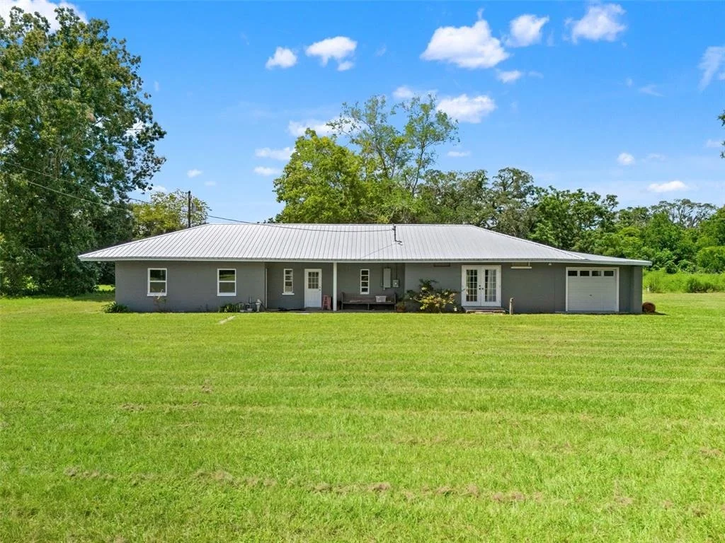 Photo of 255 BENES ROAD