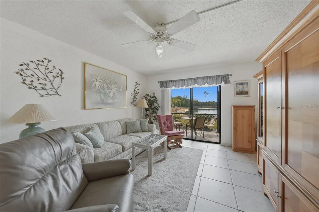 Photo of Unit L2 at 4000 OAKVIEW DRIVE
